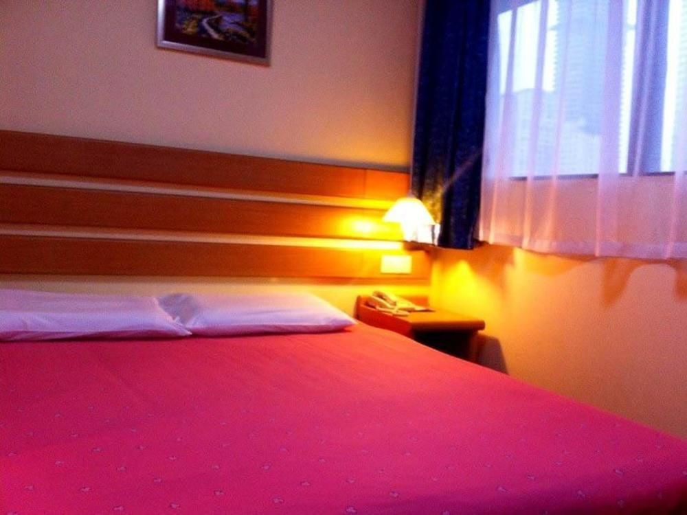 Home Inn Hotel Guiyang Fushui Middle Road Guiyang (Guizhou) Bagian luar foto